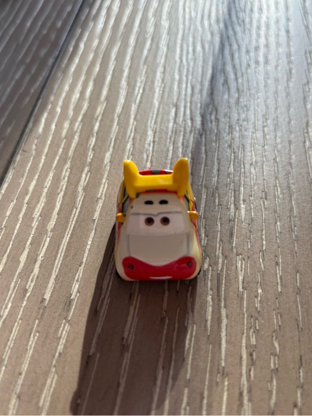 Disney Pixar Cars Roadette Mini Racers Metal Vehicle
